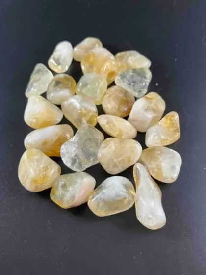 Citrin-gebrannt-Trommelsteine