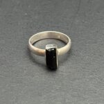 Silberring mit schwarzem Turmalin Kristall