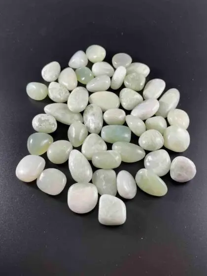 Serpentin / China Jade Trommelstein klein